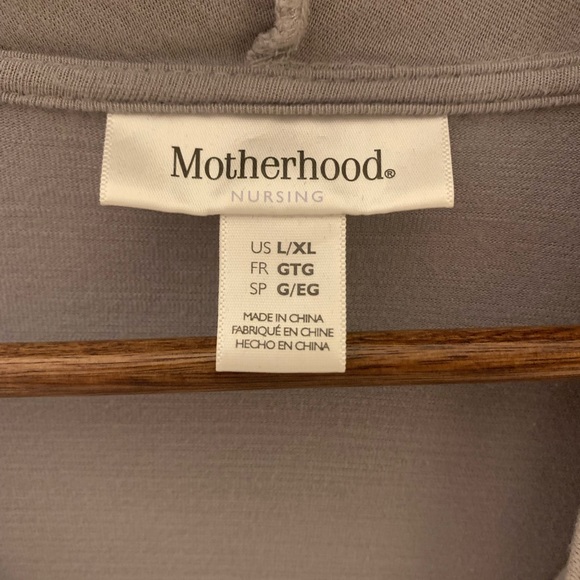 Motherhood Nursing top - Picture 2 of 3